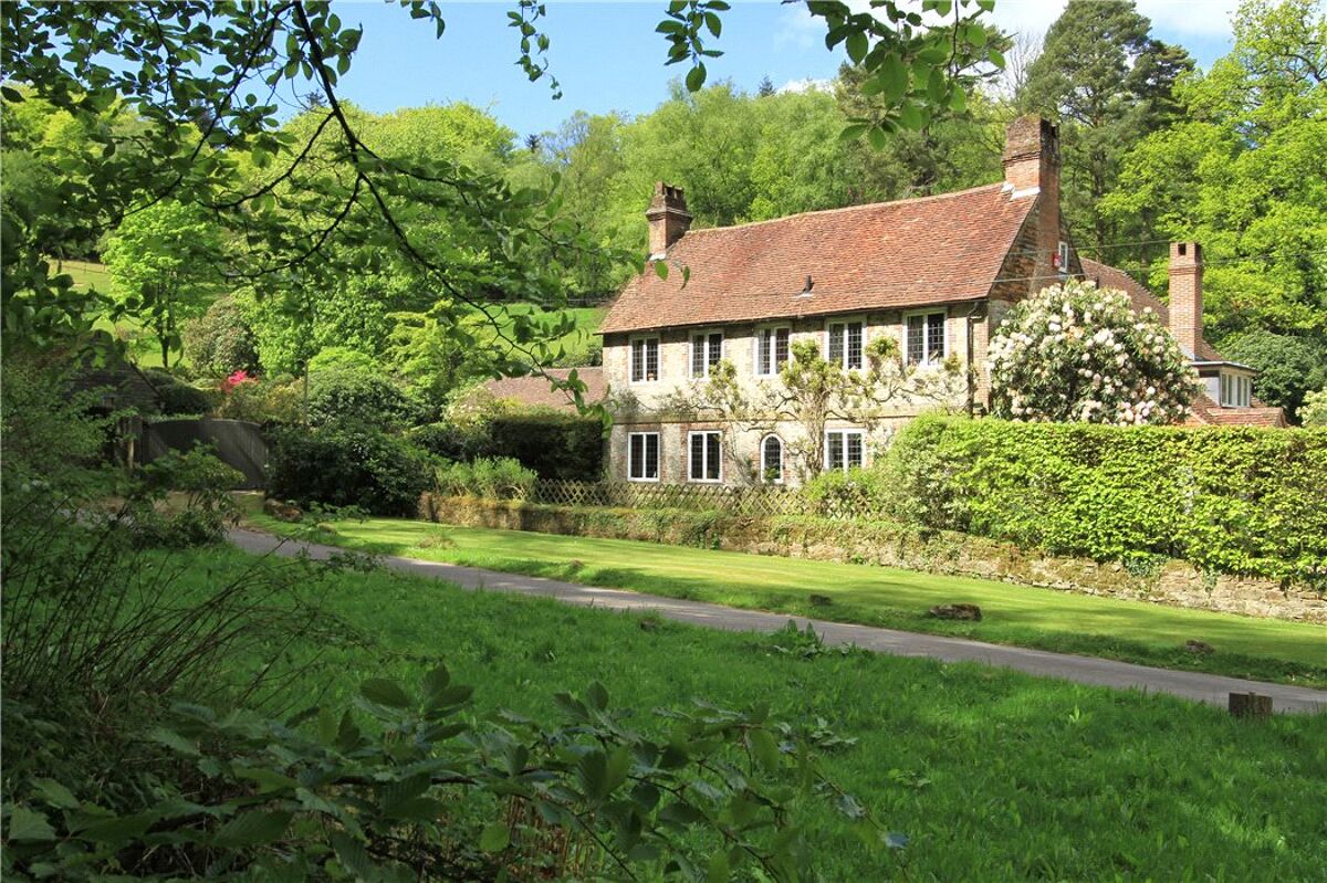 house for sale in Chase Farm, Chase Lane, Haslemere, Surrey, GU27 HSM130090 Knight Frank