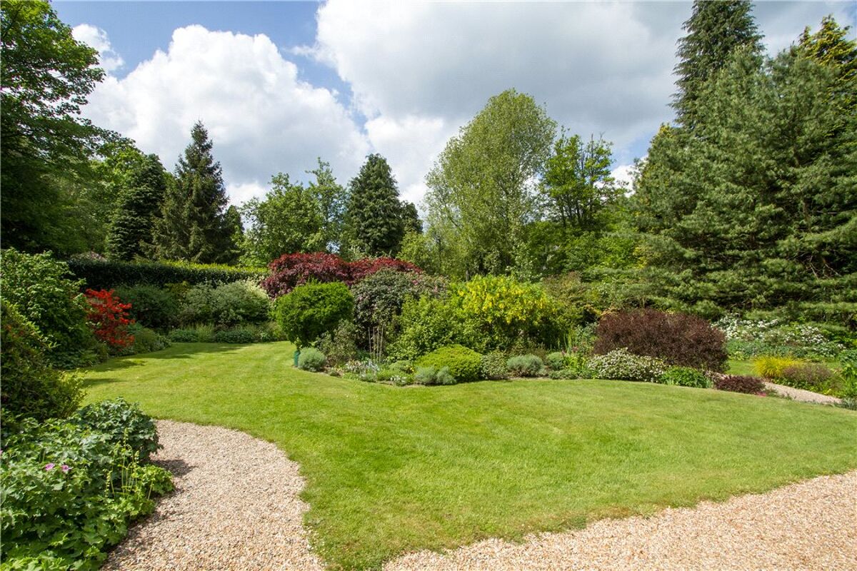 house for sale in Chase Lane, Haslemere, Surrey, GU27 HSM130254