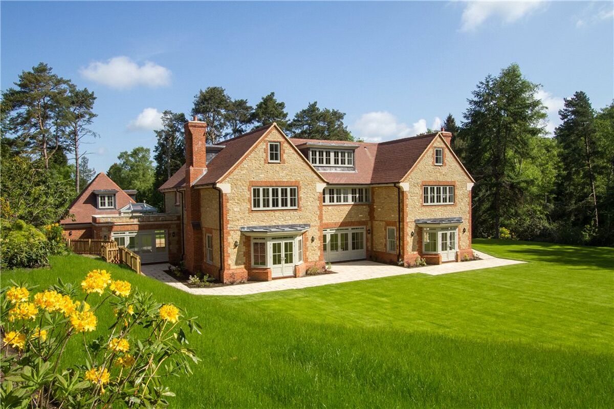 house for sale in Bracken, Wheatsheaf Enclosure, Liphook, Hampshire