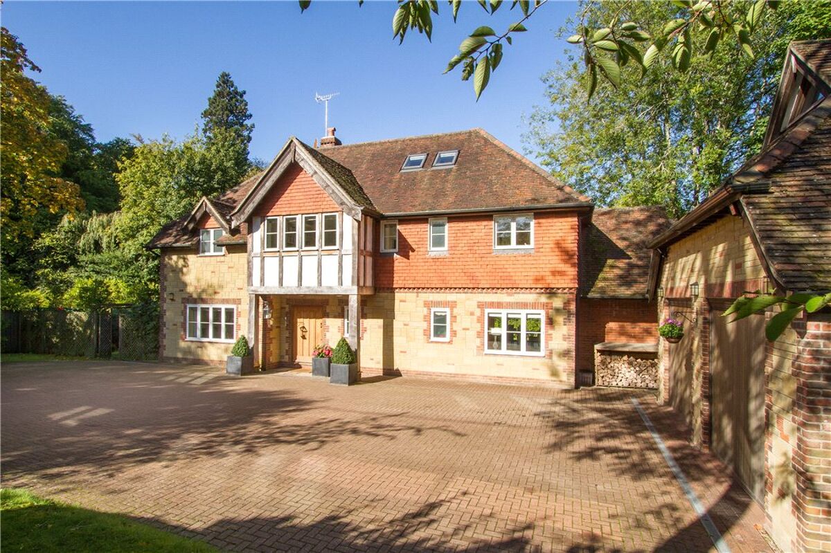house for sale in Marley Lane, Haslemere, Surrey, GU27 HSM140081