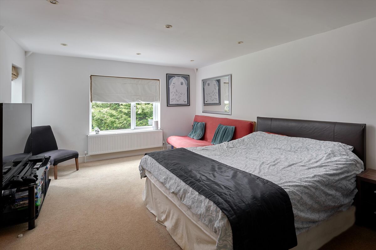 house for sale in Sturt Road, Haslemere, Surrey HSM150186 Knight Frank