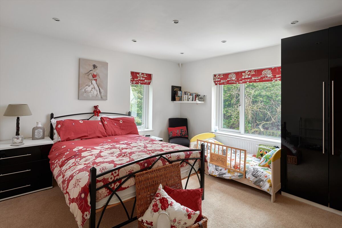 house for sale in Sturt Road, Haslemere, Surrey HSM150186 Knight Frank