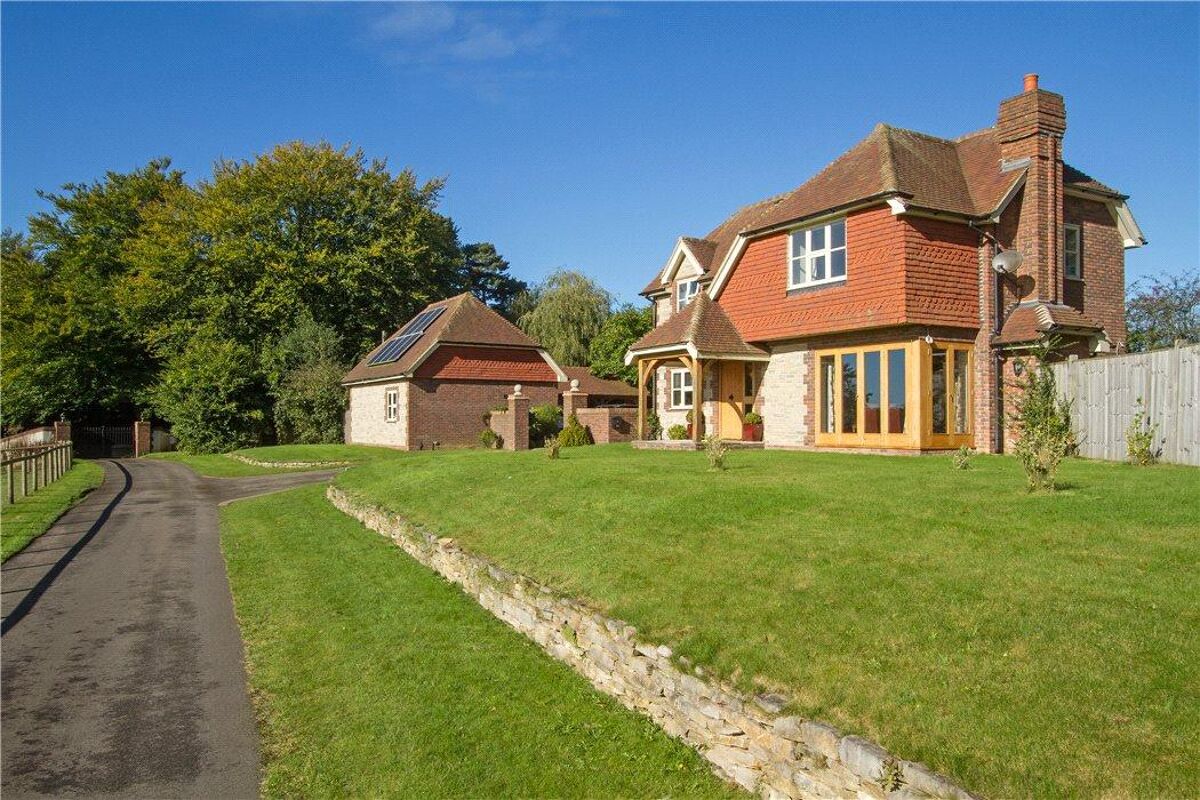 house for sale in Hewshott Lane, Liphook, Hampshire, GU30 hsm150238