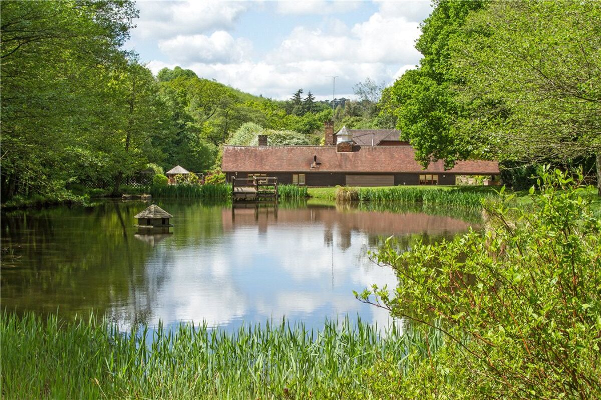 house for sale in Bell Vale Lane, Haslemere, Surrey, GU27 HSM160066 Knight Frank