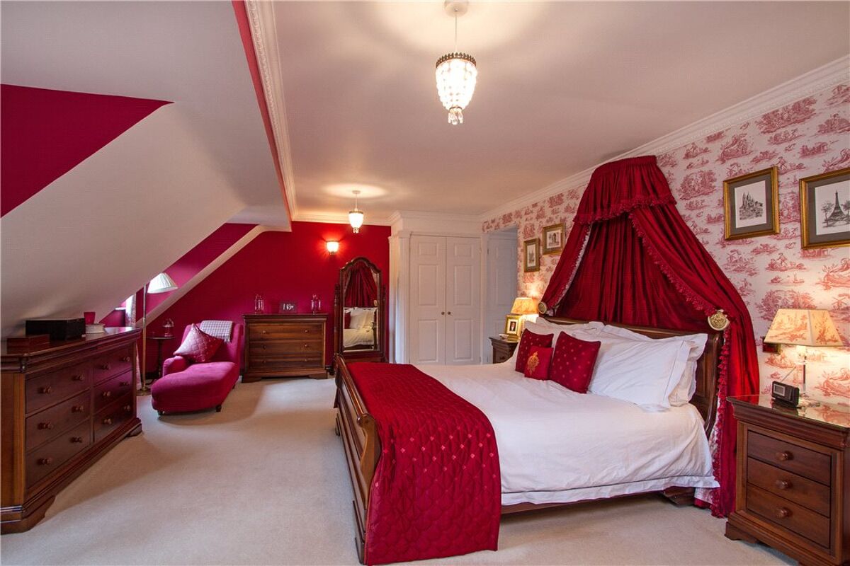 house for sale in Bell Vale Lane, Haslemere, Surrey, GU27 HSM160066 Knight Frank