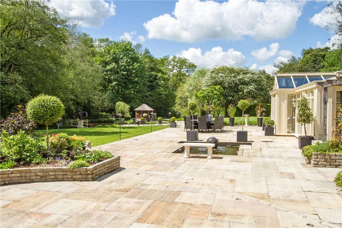 house for sale in Bell Vale Lane, Haslemere, Surrey, GU27 HSM160066