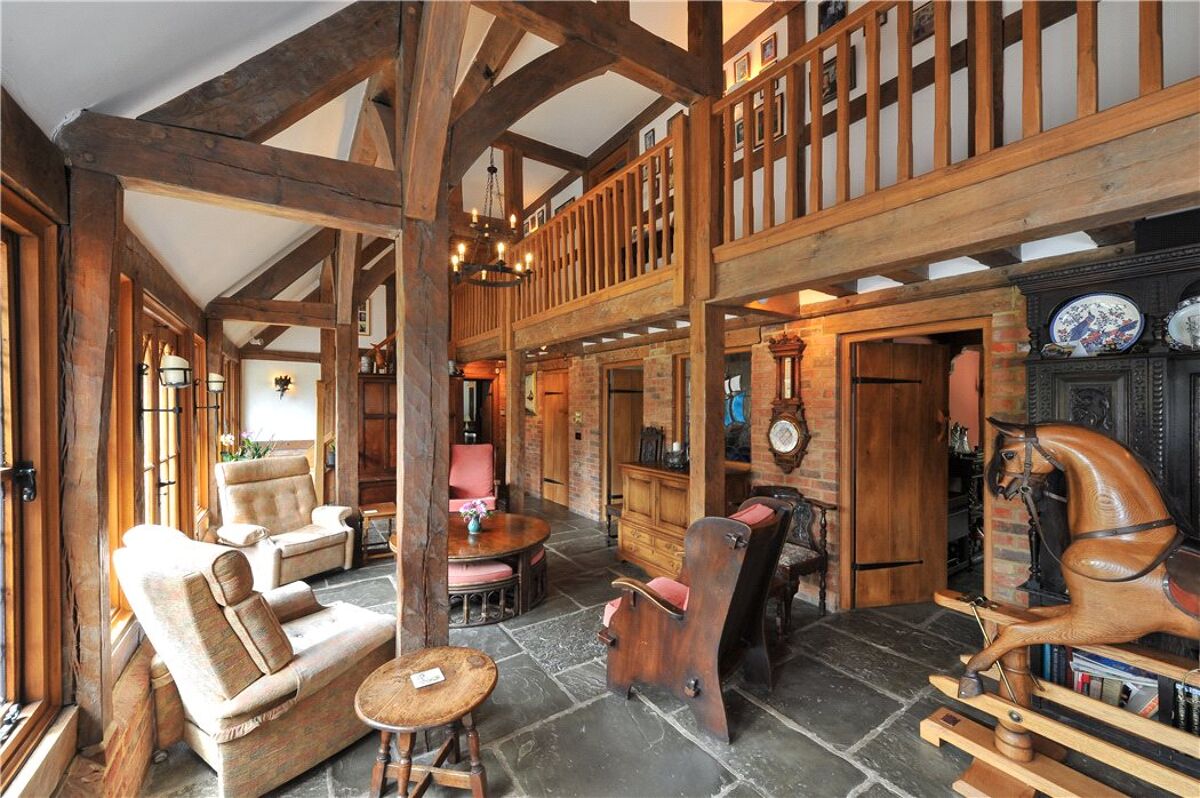 house for sale in Weydown Road, Haslemere, Surrey, GU27 HSM160081