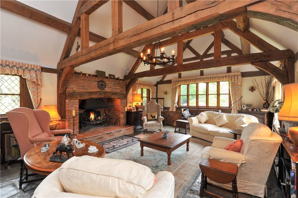 house for sale in Weydown Road, Haslemere, Surrey, GU27 HSM160081