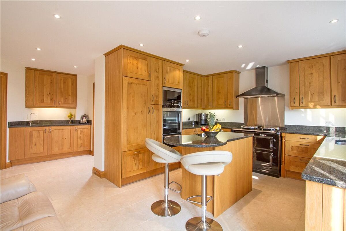 house for sale in Hammer Vale, Haslemere, Surrey, GU27 HSM160082