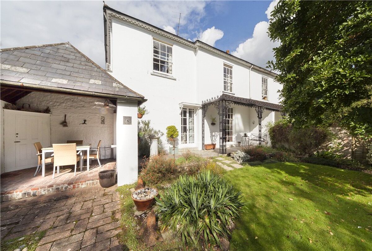 house for sale in Liphook, Hampshire, GU30 HSM160150 Knight Frank