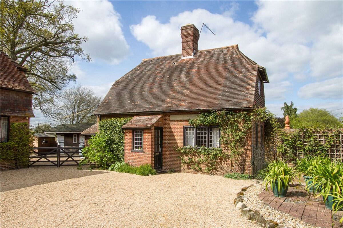 house for sale in Bepton Lodge, Bepton, Midhurst, West Sussex, GU29