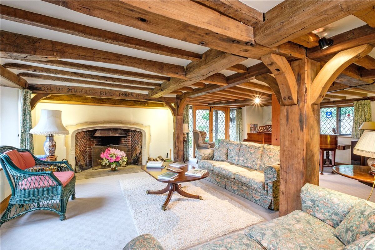 house for sale in Square Drive, Haslemere, Surrey, GU27 HSM170101