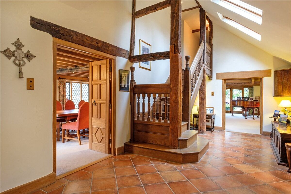 house for sale in Square Drive, Haslemere, Surrey, GU27 HSM170101