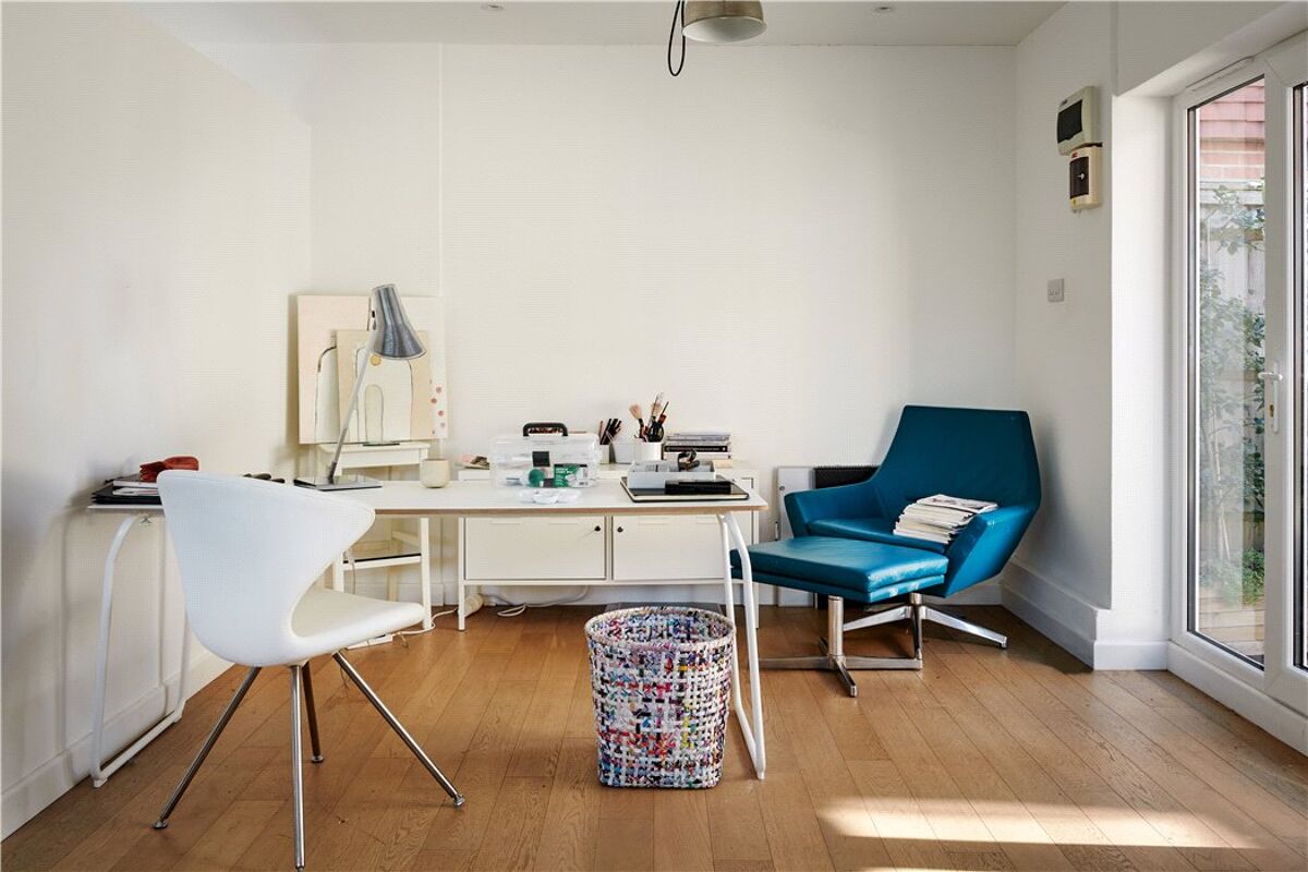 house for sale in Love Lane, Petersfield, Hampshire, GU31 HSM170105