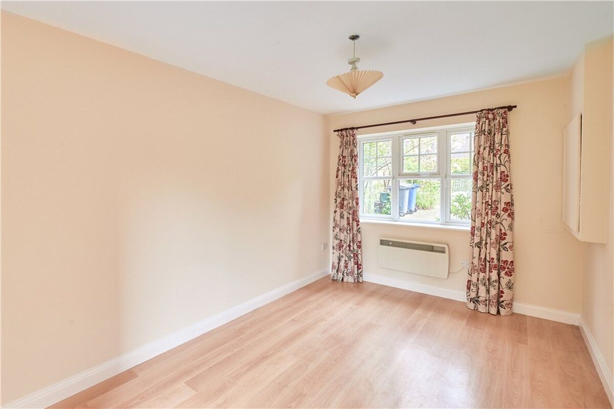 house for sale in Church Road, Haslemere, Surrey, GU27 HSM170114