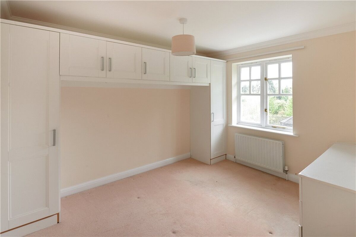 house for sale in Church Road, Haslemere, Surrey, GU27 HSM170114