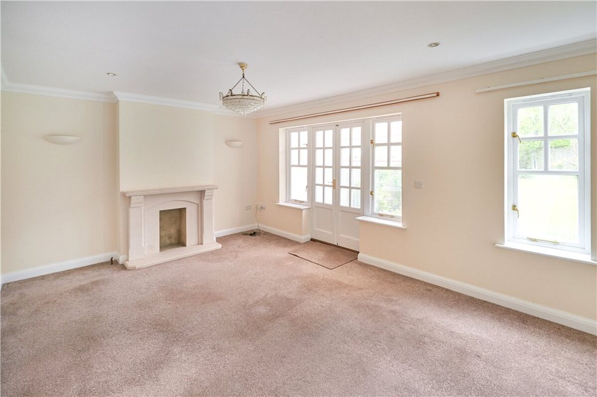 house for sale in Church Road, Haslemere, Surrey, GU27 HSM170114