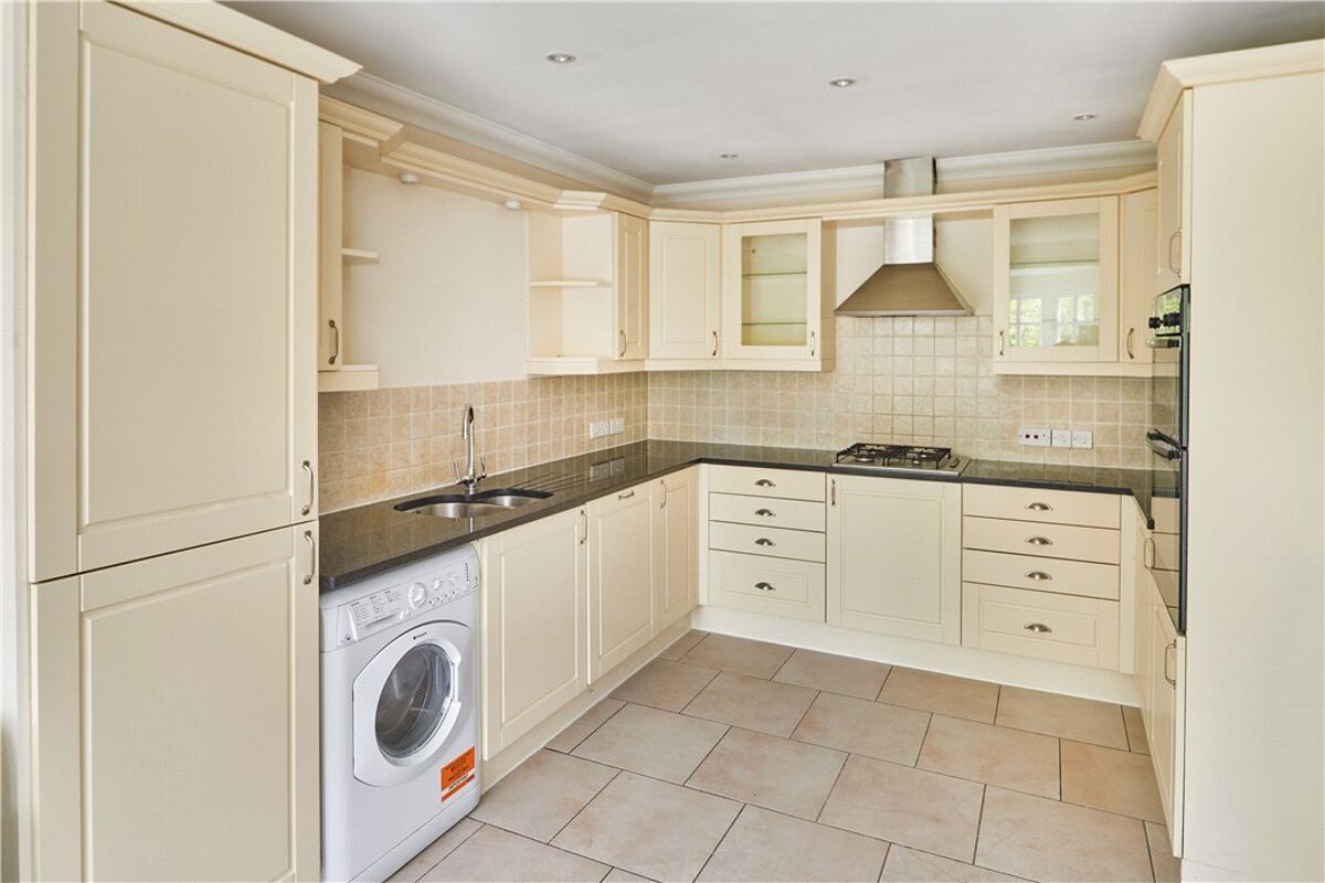 house for sale in Church Road, Haslemere, Surrey, GU27 HSM170114