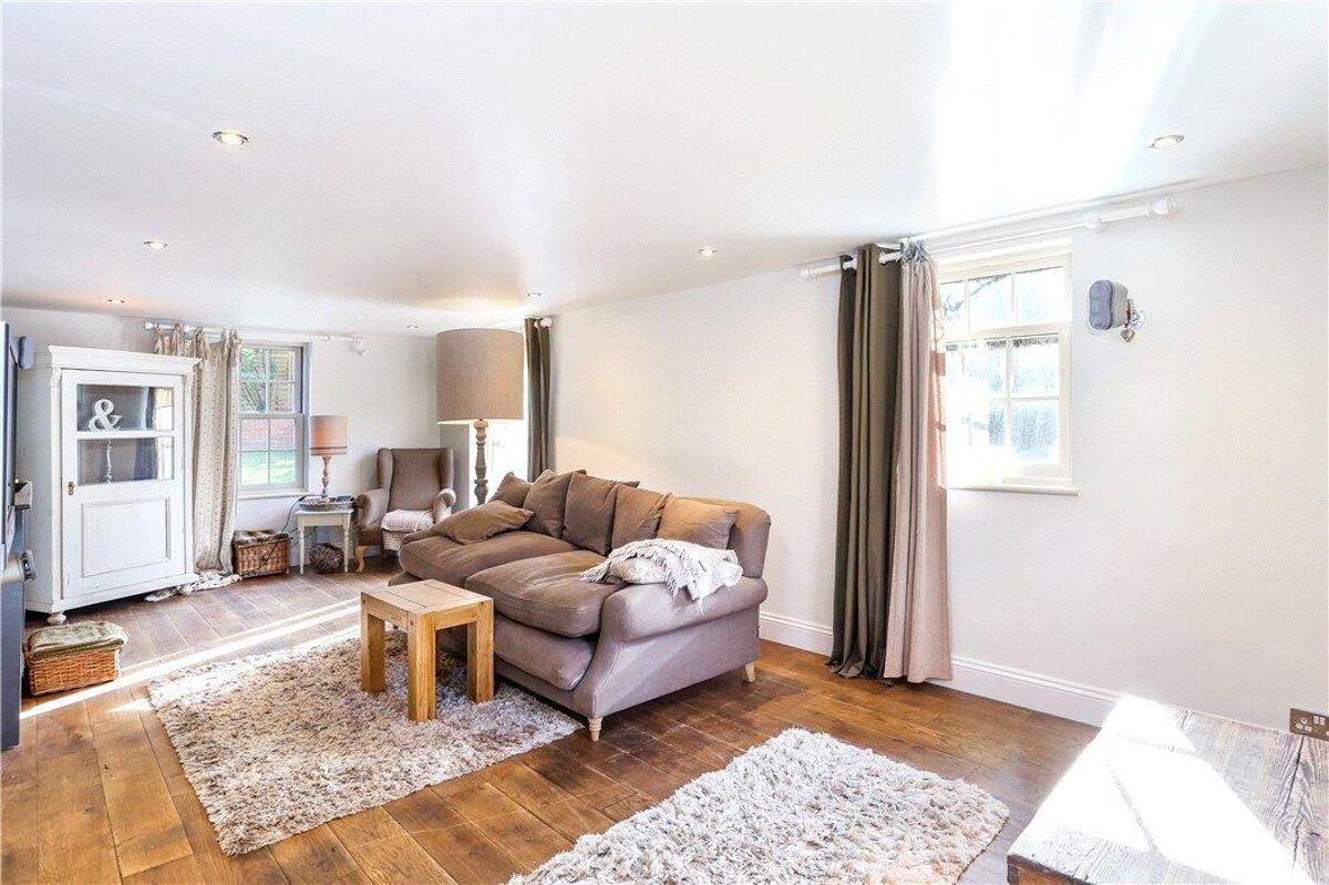 house for sale in Glayshers Hill, Headley Down, Bordon, Hampshire, GU35