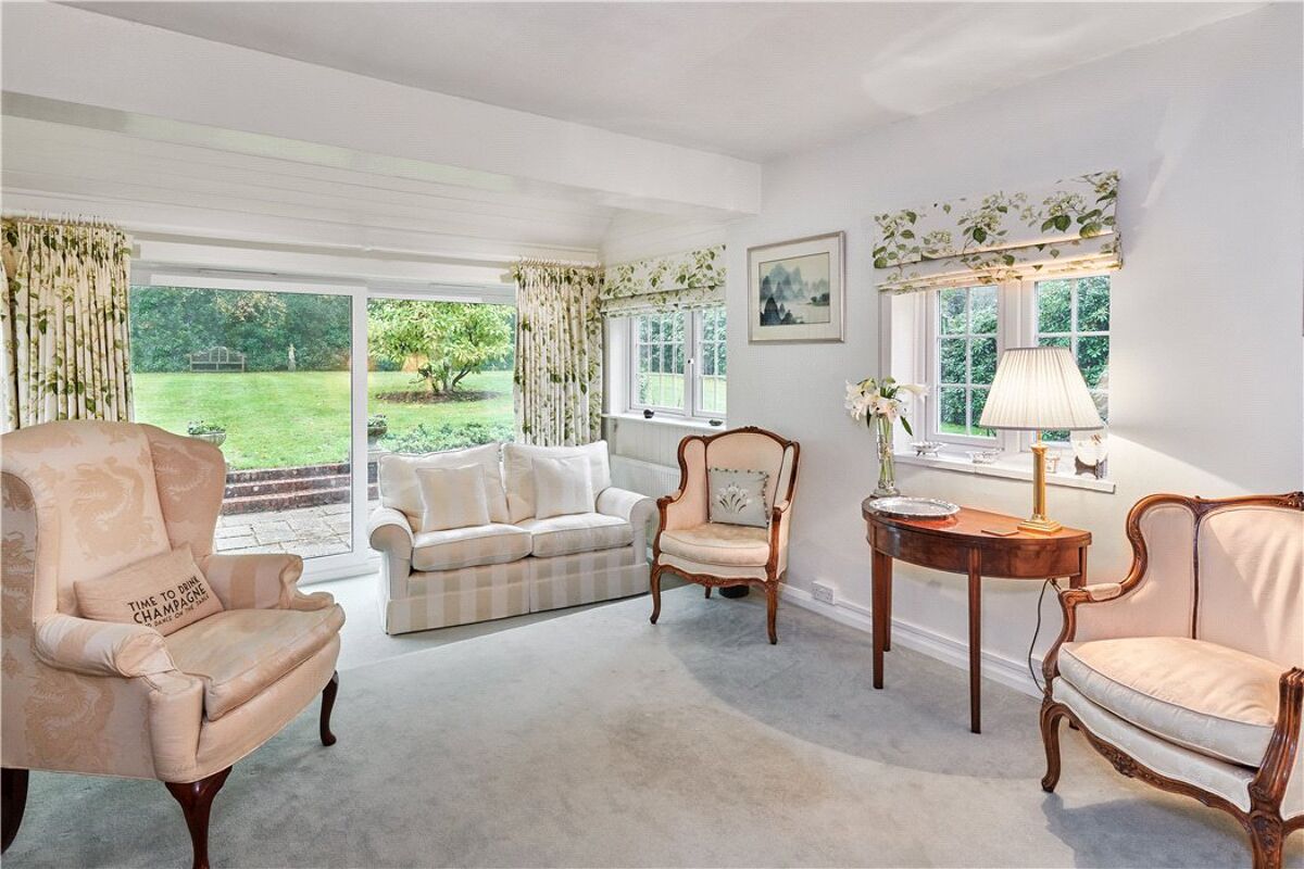 house for sale in Kiln Way, Grayshott, Hindhead, Hampshire, GU26