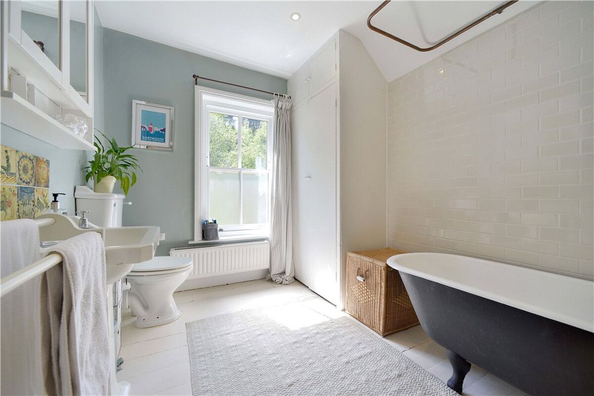 house for sale in Lion Lane, Haslemere, Surrey, GU27 HSM180083