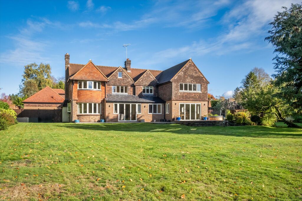 Image of Weydown Road, Haslemere, Surrey, GU27