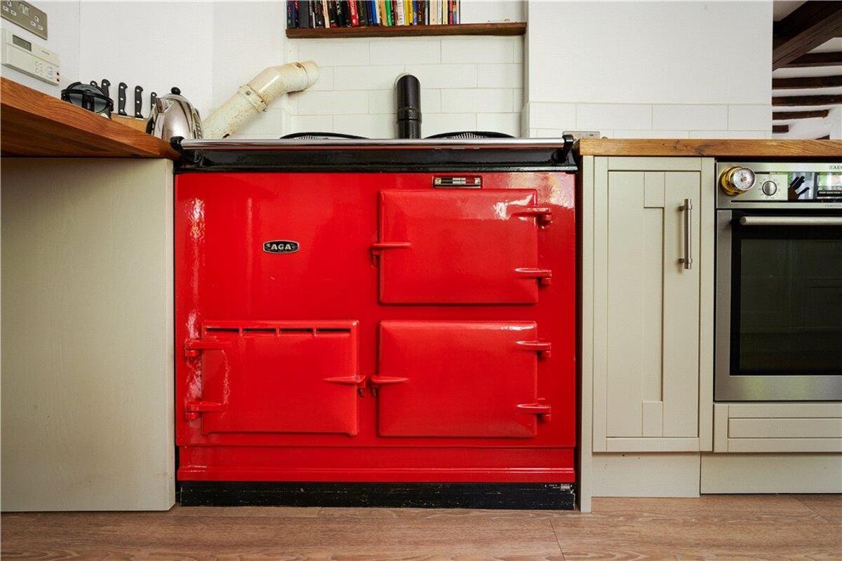 house for sale in Conford, Liphook, Hampshire, GU30 HSM180111 Knight Frank