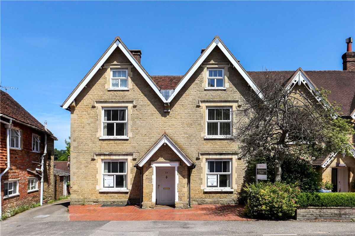 house for sale in Petworth Road, Haslemere, Surrey, GU27 HSM180116