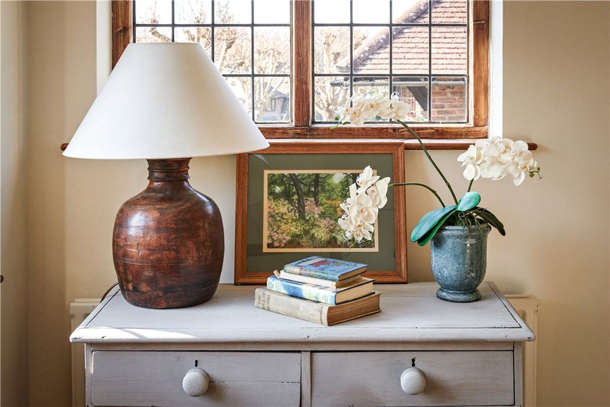 house for sale in Weysprings, Haslemere, Surrey, GU27 HSM180121