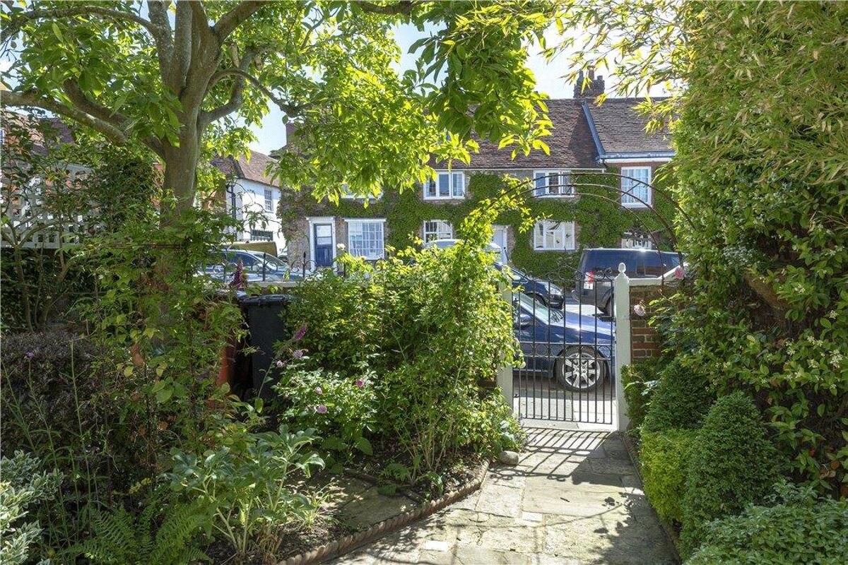 house for sale in Church Hill, Midhurst, West Sussex, GU29 HSM180137