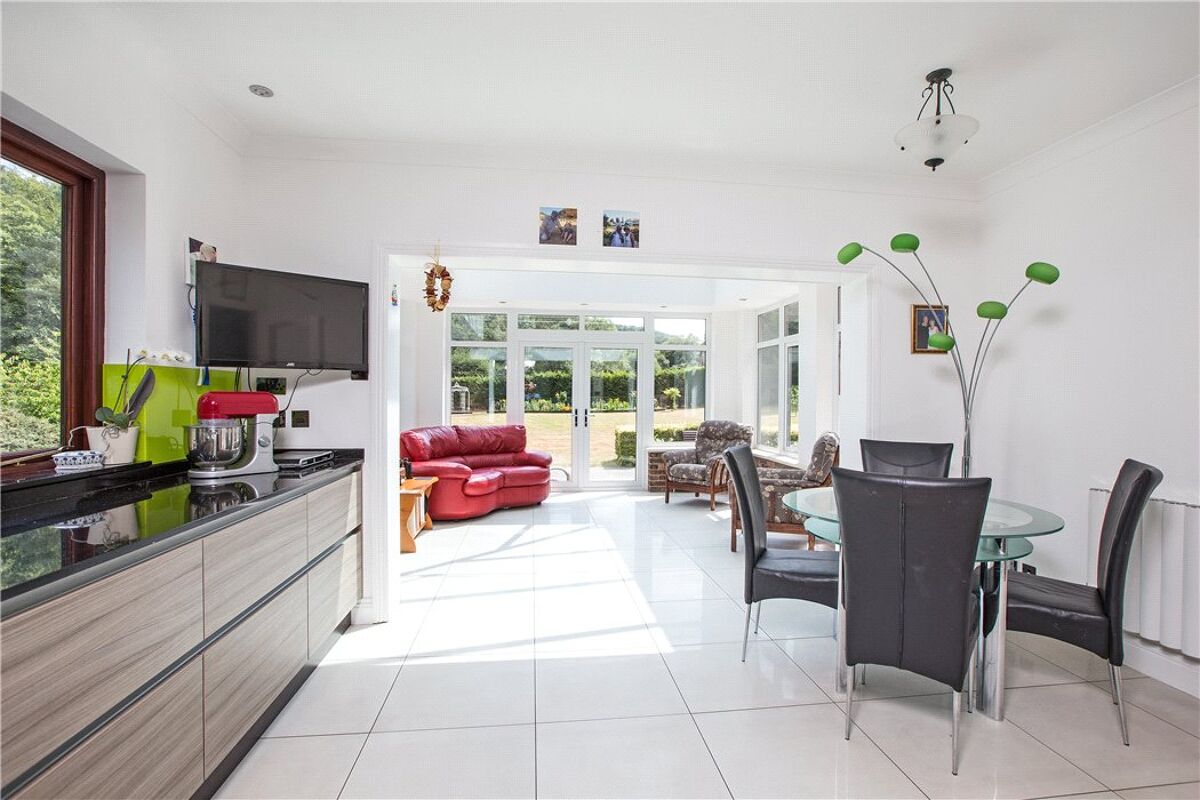 house for sale in Whitmore Vale, Grayshott, Hindhead, Hampshire, GU26