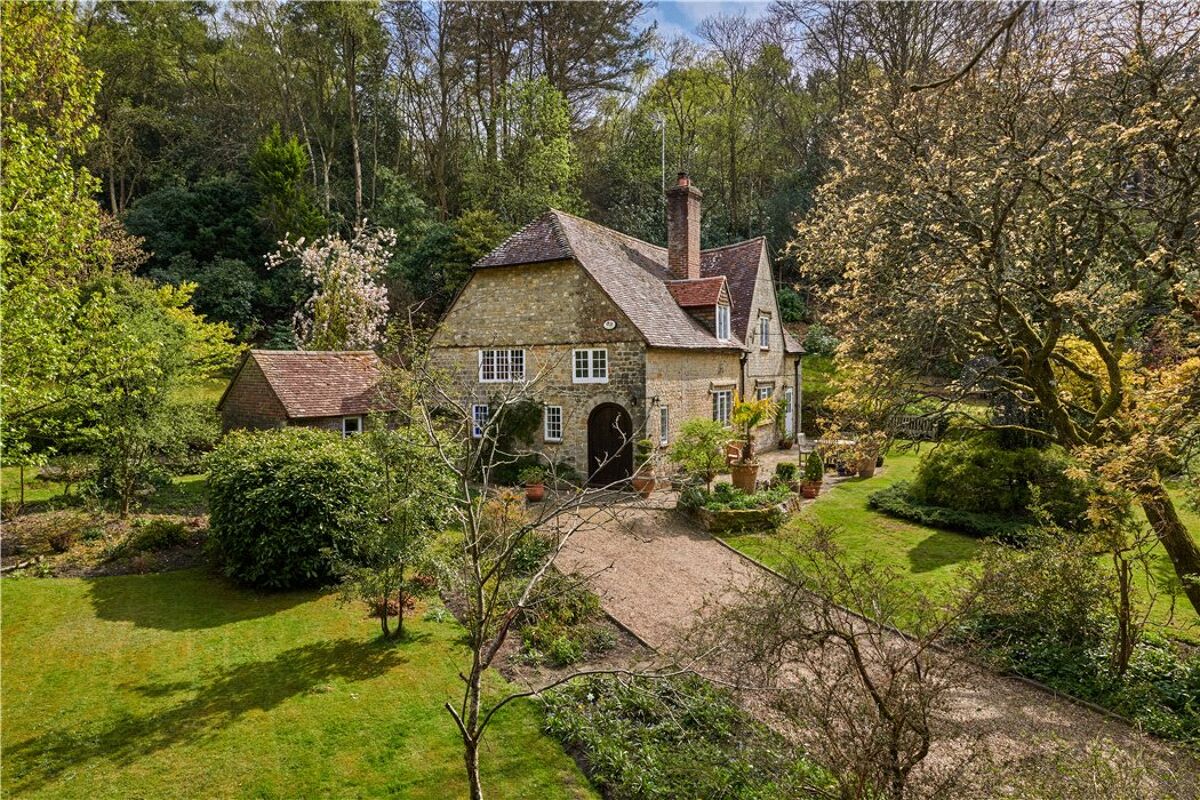 house for sale in Sandy Lane, Midhurst, West Sussex, GU29 HSM180155 Knight Frank