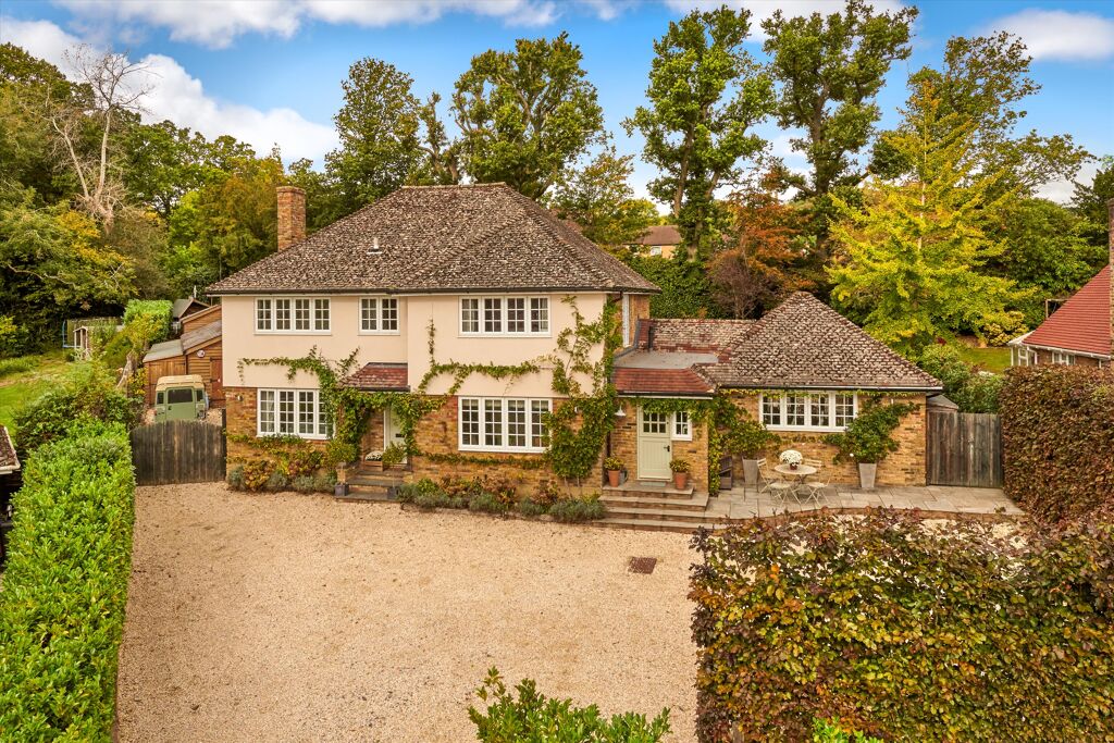 Image of The Ridgeway, Fernhurst, Haslemere, West Sussex, GU27