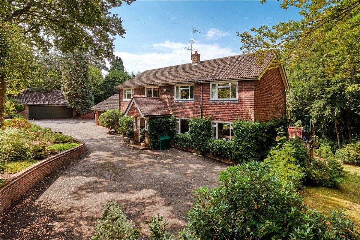 house for sale in Marley Lane, Haslemere, Surrey, GU27 - HSM190097 ...