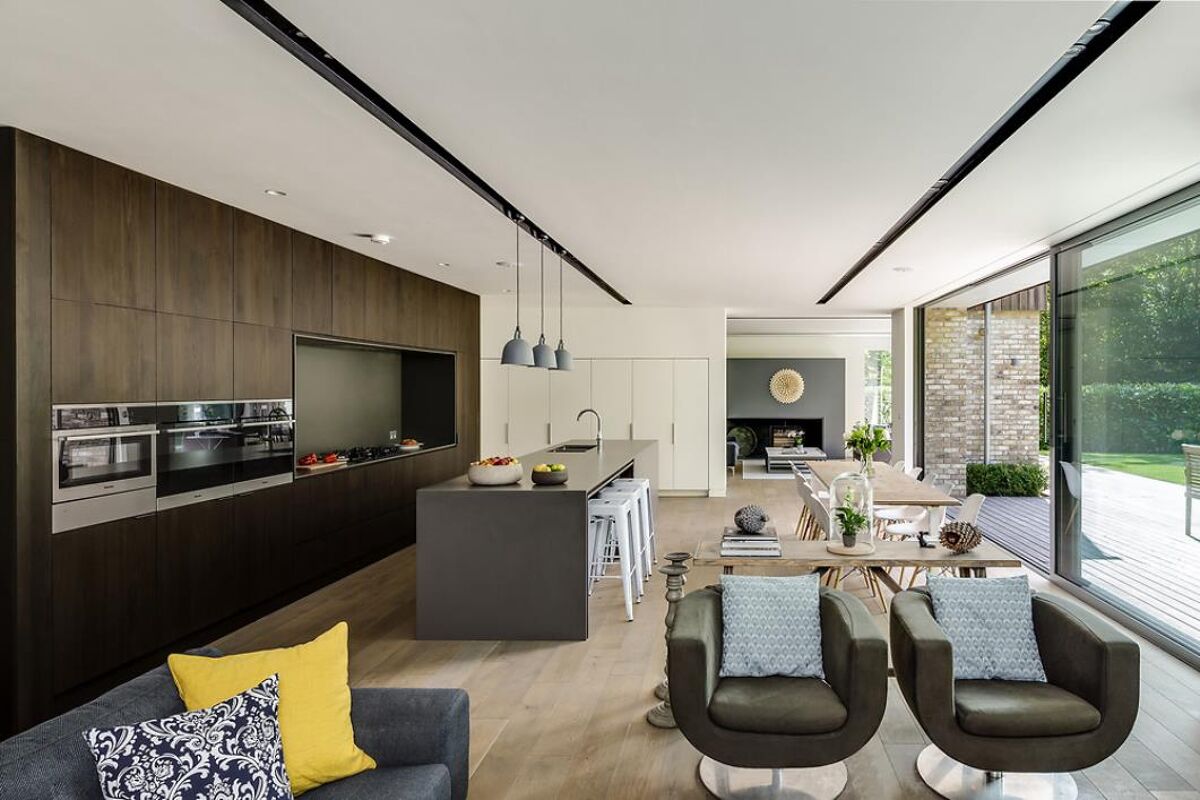 house for sale in Bunch Lane, Haslemere, Surrey, GU27 HSM190113