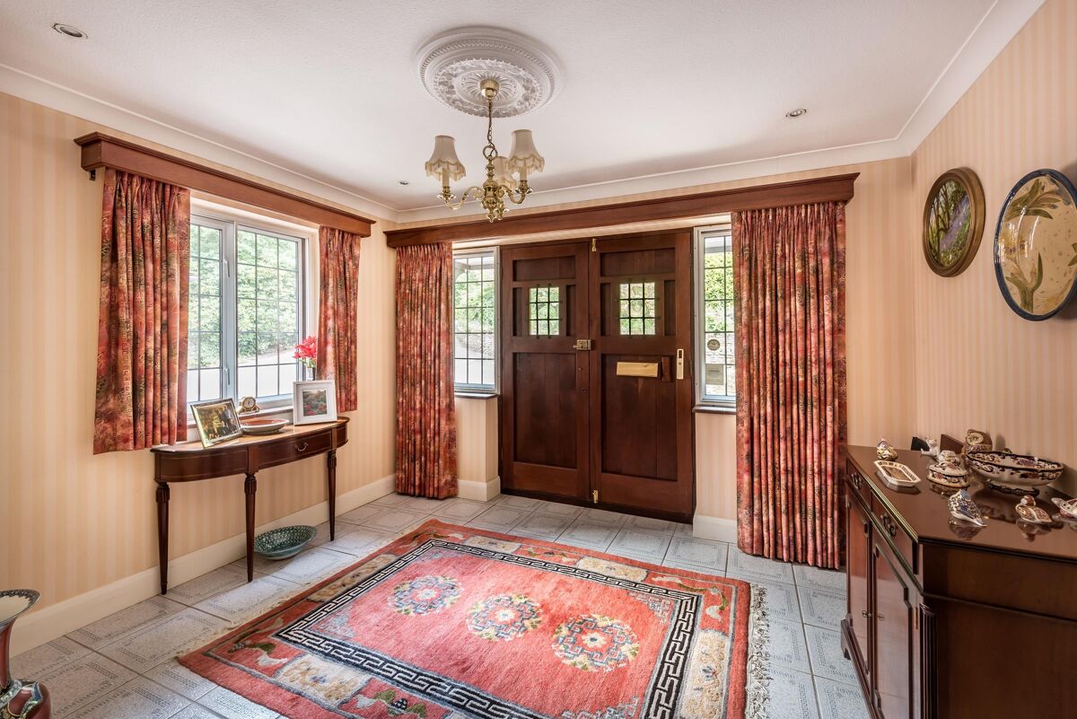 house for sale in Hammer Lane, Grayshott, Hindhead, Hampshire, GU26