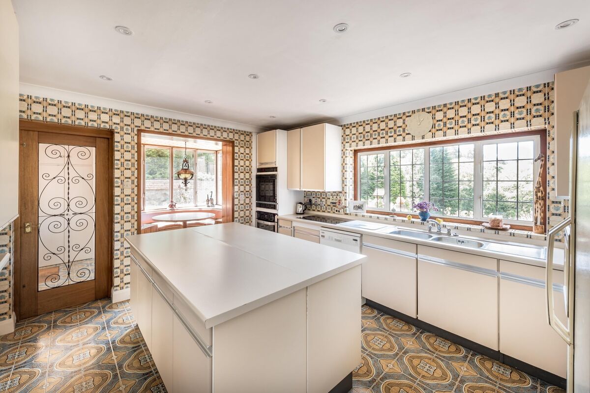 house for sale in Hammer Lane, Grayshott, Hindhead, Hampshire, GU26