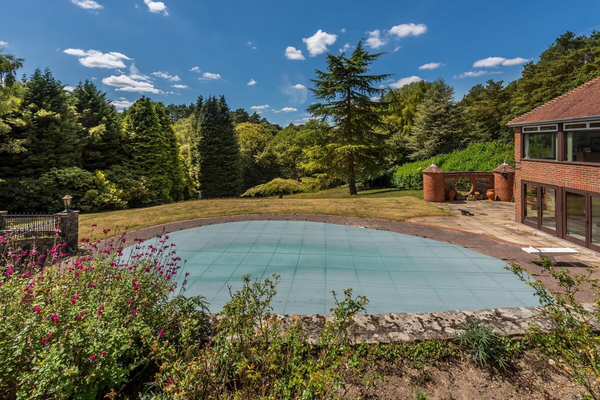 house for sale in Hammer Lane, Grayshott, Hindhead, Hampshire, GU26