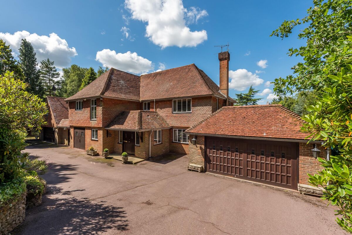 house for sale in Hammer Lane, Grayshott, Hindhead ...