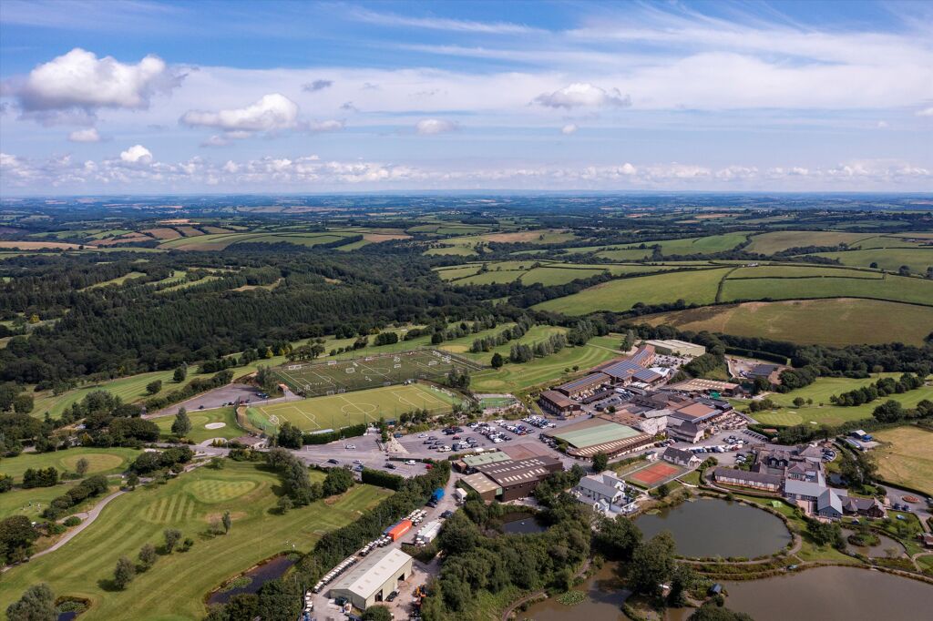 Image of The Manor & Ashbury Resorts, Okehampton, Devon, EX20