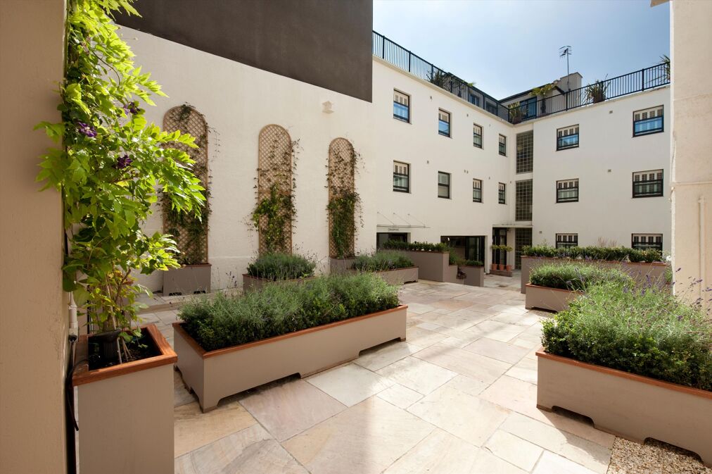 Image of Brooks Guest House, St Nicholas Street, Bristol BS1 1UB