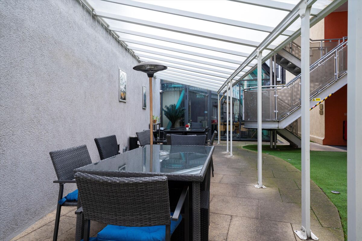 Grand Plaza Serviced Apartments, 42 Princes Square, London, W2 7