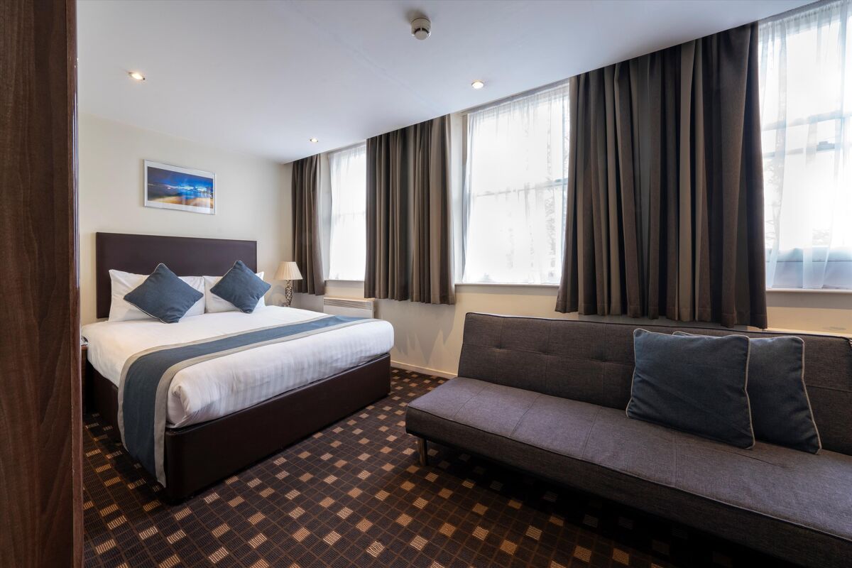 Grand Plaza Serviced Apartments, 42 Princes Square, London, W2 8