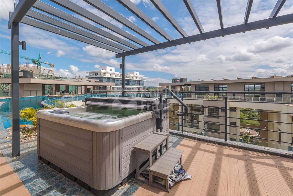Riverside Luxury Penthouse Rentals With Concierge photo