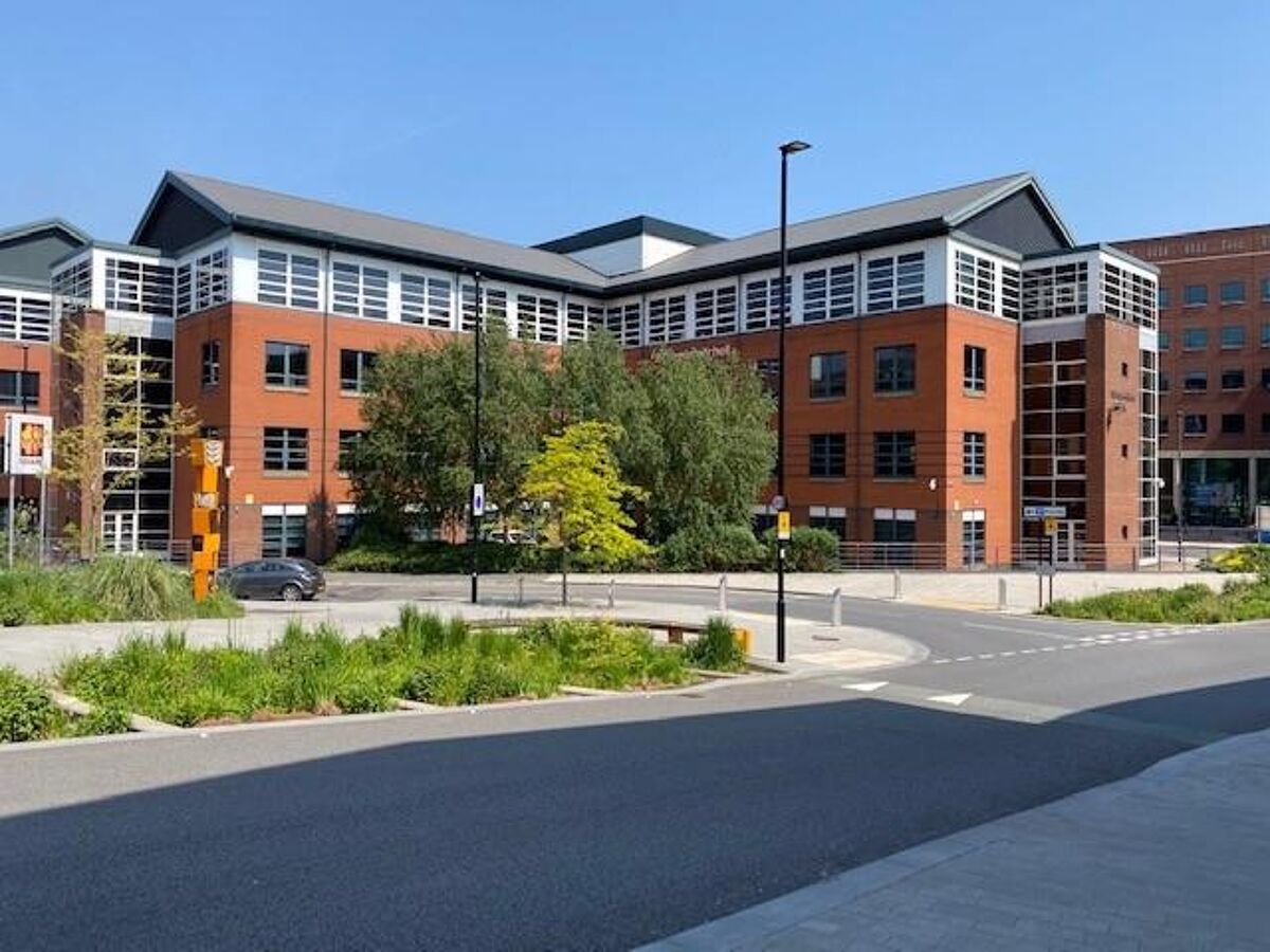 Detached Modern Office Property Over 5 Floors