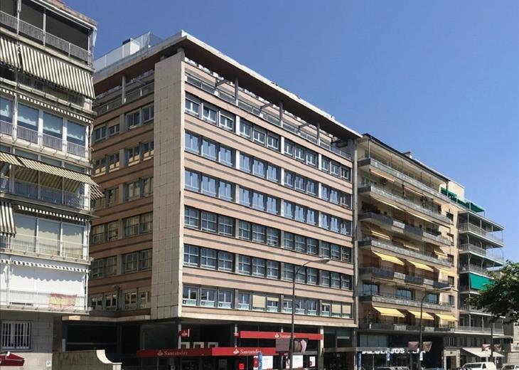 Picture of 222 - 567 m² Oficina for rent.
