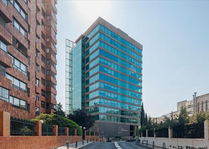 Picture of 330 - 660 m² Oficina for rent.