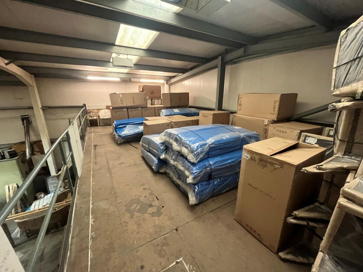 Industrial/Distribution to rent in Woodsome Park Unit 7 Moore Close