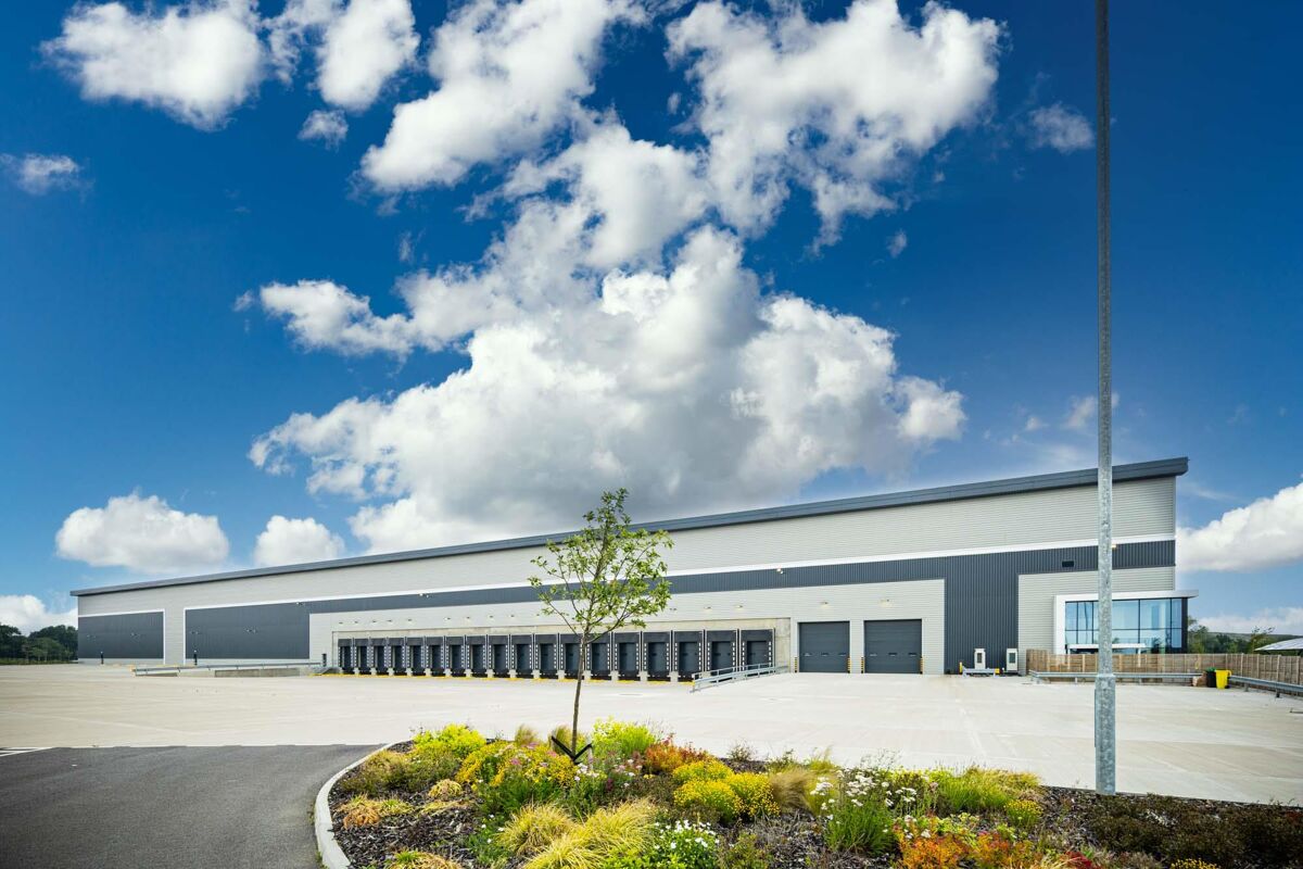 New industrial / logistics unit, ideally located adjacent to J5 M18 - Immediately available for occupation.