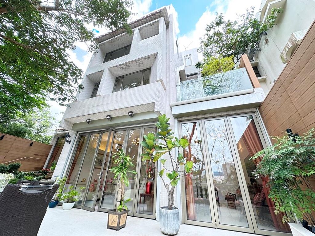 Image of Orchid Valley, 26 Shouson Hill Road, Shouson Hill, Island South